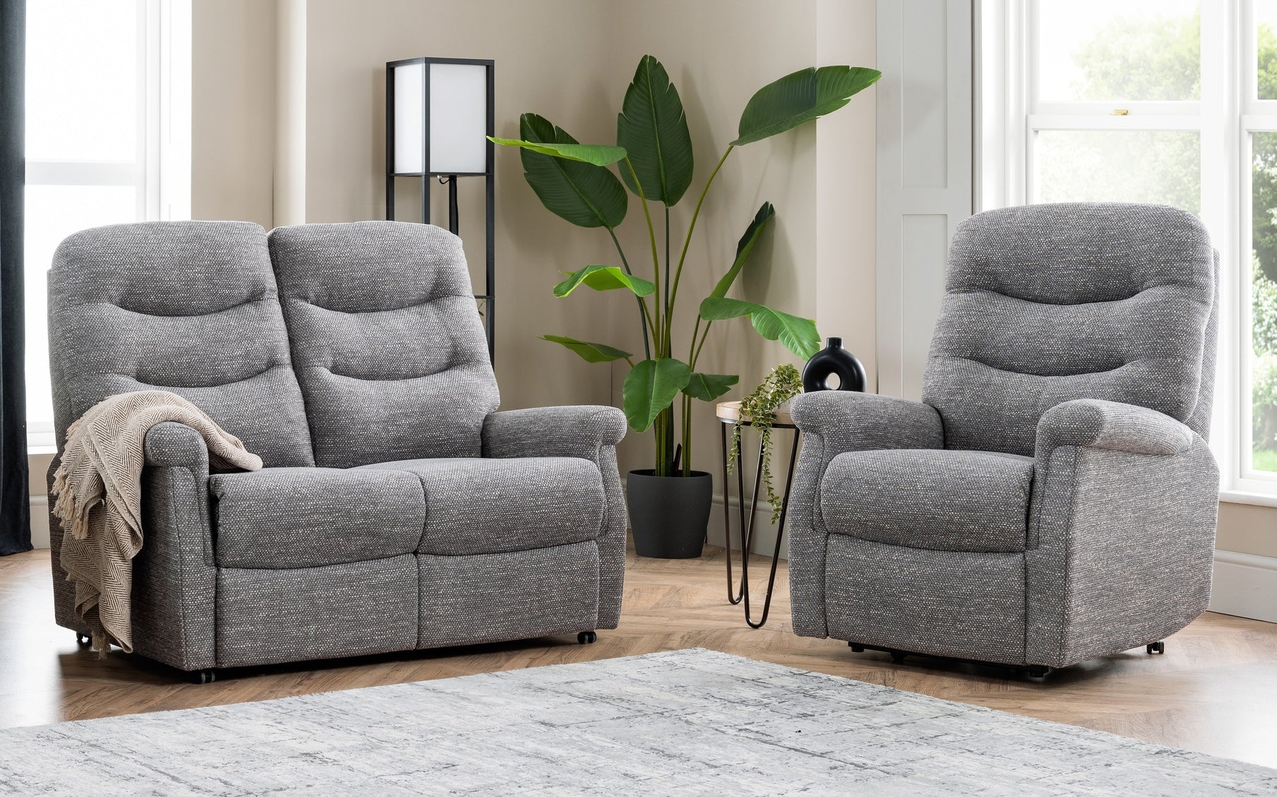 Celebrity Hollingwell Fabric Fixed Chair