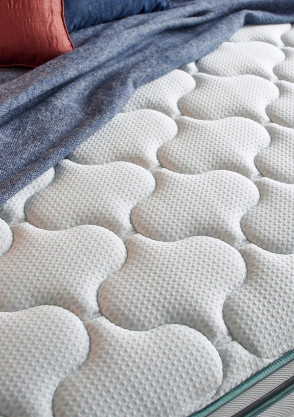 Silentnight Haze 3000 Cool Divan Bed