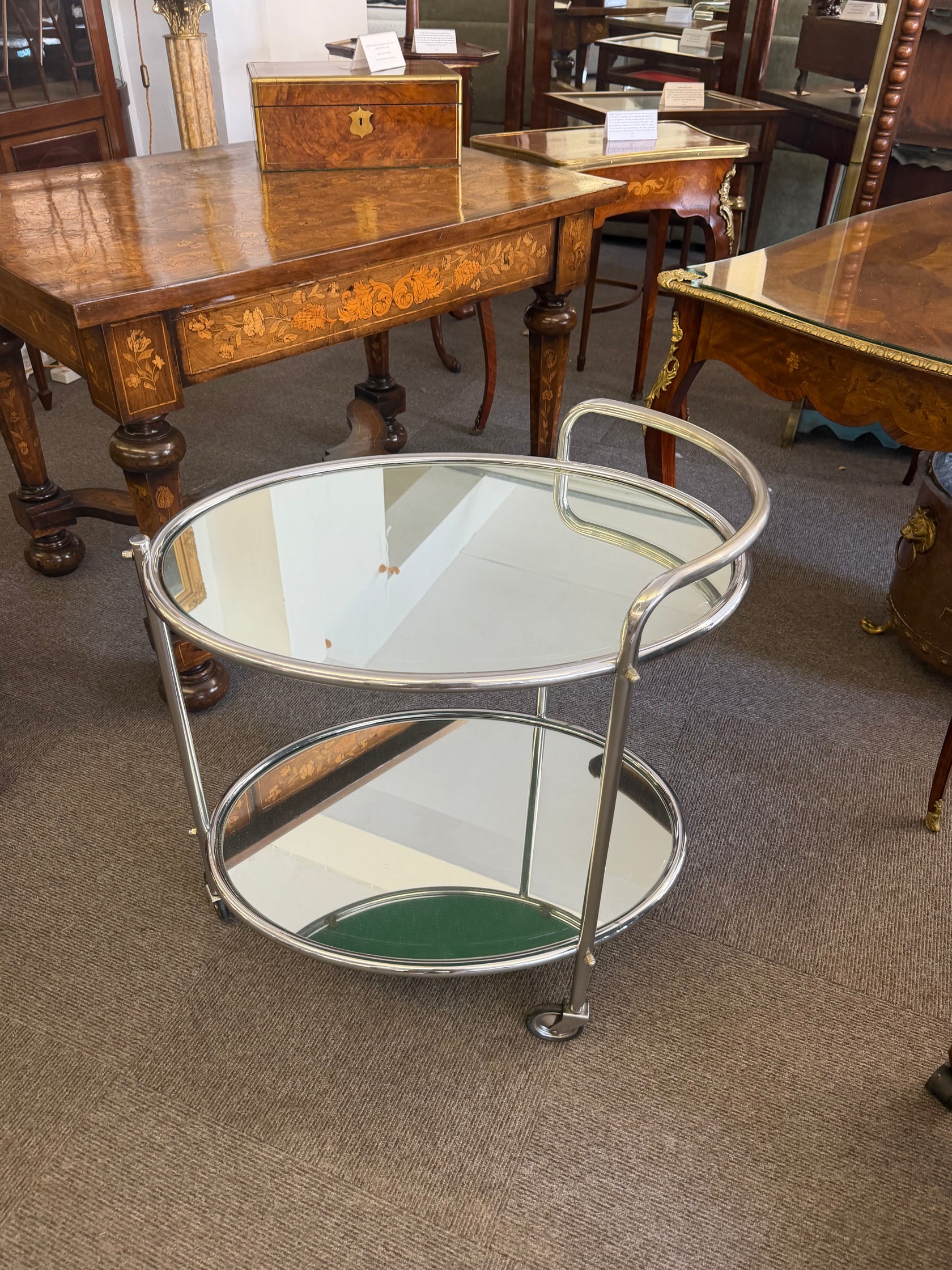 Art Decò Chrome and Mirror Modernist Cocktail Trolley